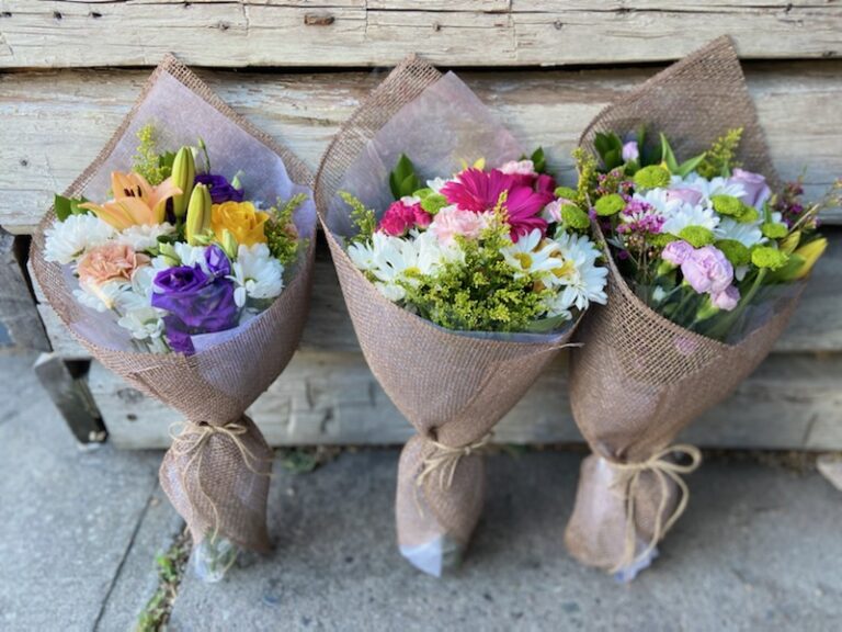 Flowers for Hope The Hellenic Initiative Canada